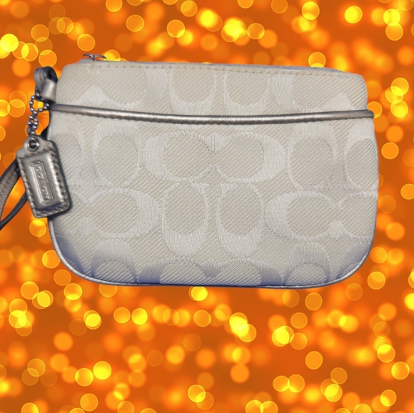 Coach White & Silver Wristlet Clutch - Picture 1 of 7